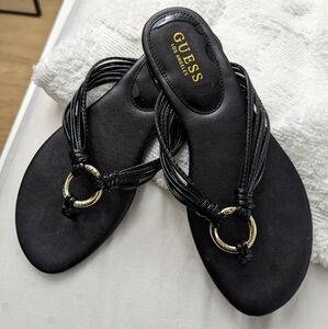 new Guess flip flops